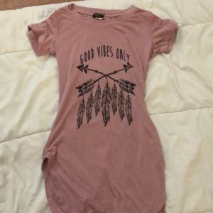 Rue 21 “Good Vibes Only” Shirt